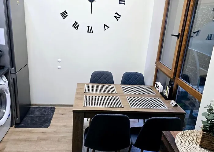 With Veranda 班斯科