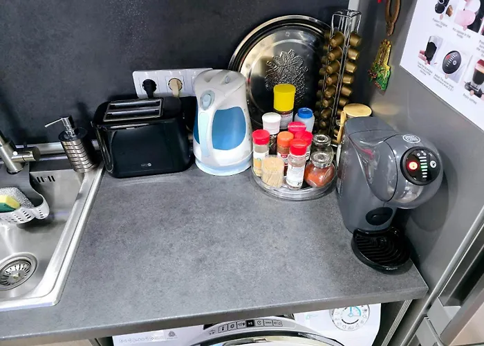 With Veranda * 班斯科